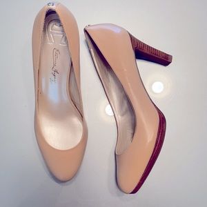 Etienne Aigner Luxe Leather Tan Heels Size 11